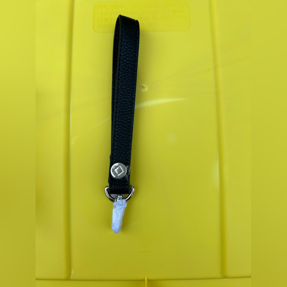 Wristlet strap - Picture 2 of 3